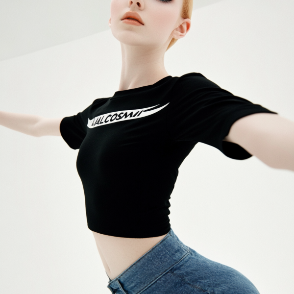 u5486232192_Generate_a_high-quality_fashion_e-commerce_image__85ea6c7d-d2bc-4fcd-b411-474f3603c6c0_3